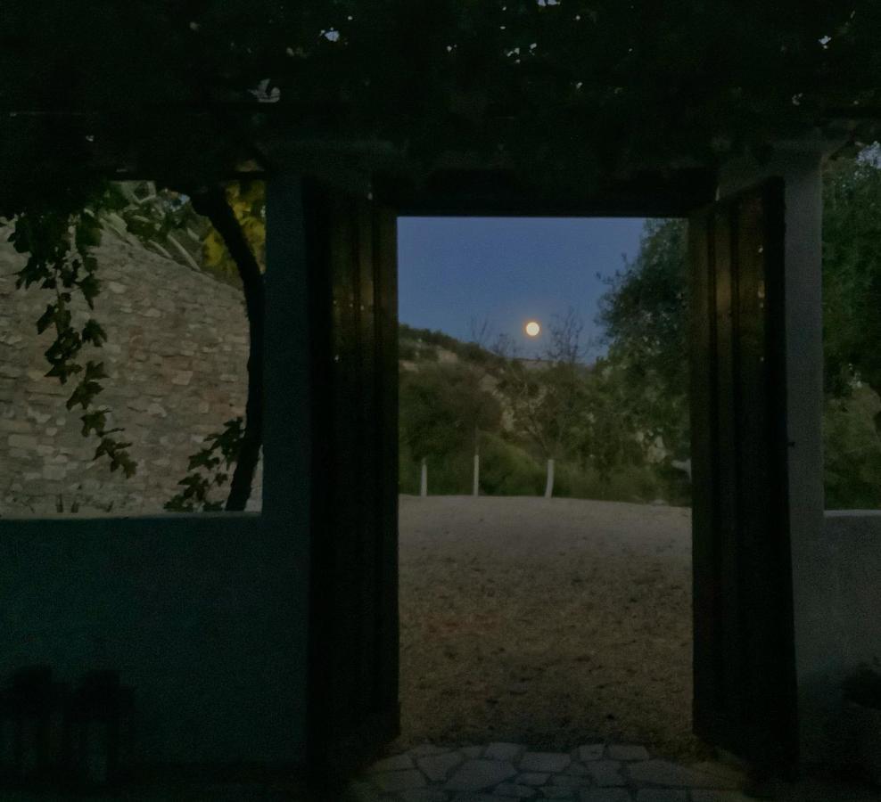 Cortijo La Fe Guest House Montefrio Exterior photo